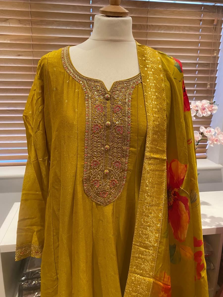 Anarkali style duppata set