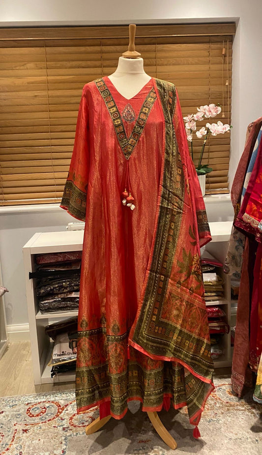 Anarkali Style Kurta Set